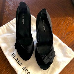 Blake Scott Peep Toe heals